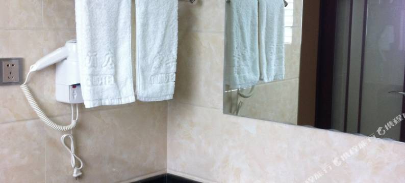 芒市宏丰电竞酒店(德宏芒市机场店)图片