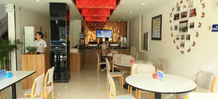 驿家365连锁酒店(唐县人民政府店)图片