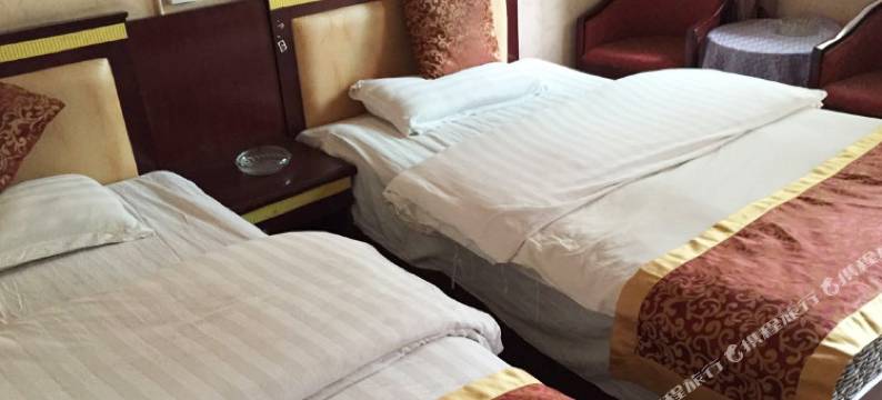 左贡金山城宾馆图片