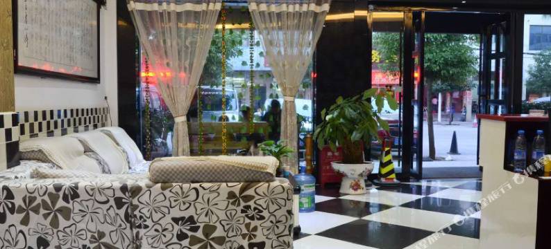 馨河宿酒店(曲靖火车站店)图片
