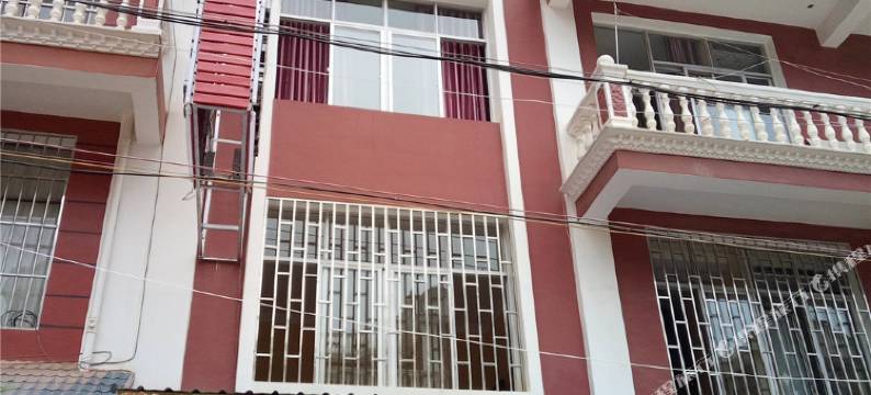 龙华商务宾馆(蒙自市人民医院店)图片