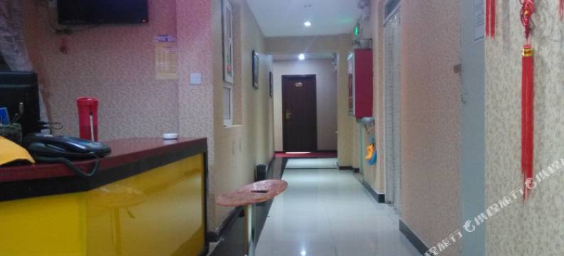 九度商务宾馆(北屯步行街店)图片