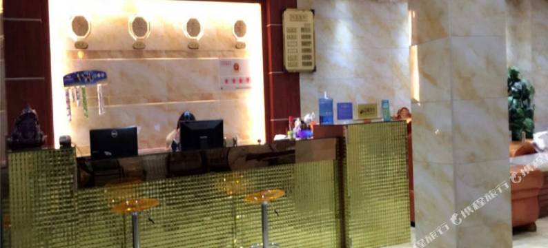 罗平玉天阁酒店图片