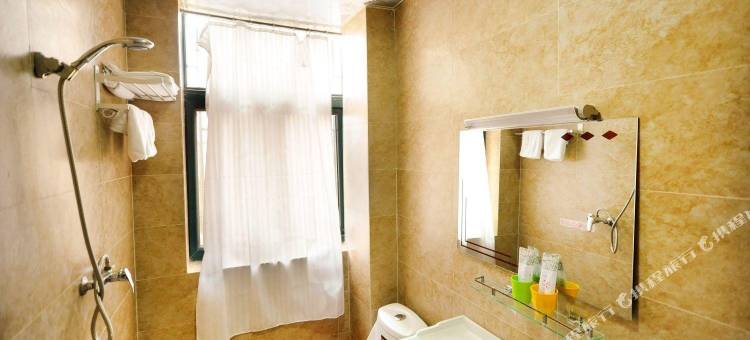 OYO青岛利港源宾馆图片