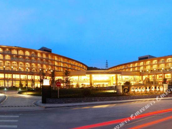 Hotels In Yunlong Lake Scenic Area Xuzhou Tripcom - 