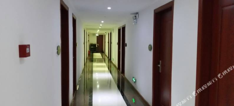 银湖酒店(奥林匹克体育中心店)图片