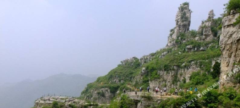 乐山沙湾车站旅馆图片