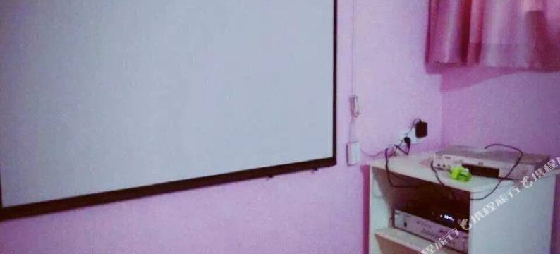 武汉Hello kitty粉色系别墅派对轰趴房图片