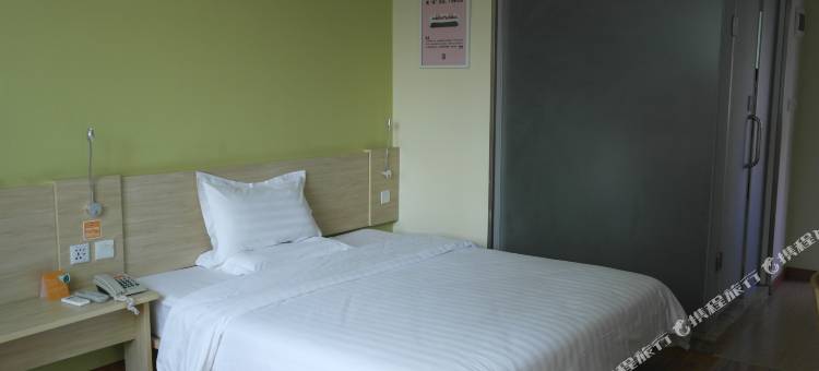 7天连锁酒店(广州番禺大马戏万博地铁口店)图片