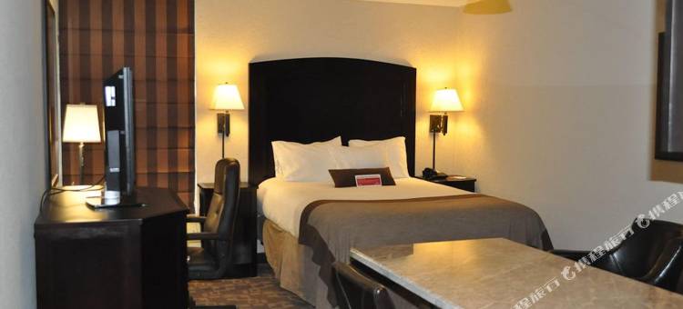 Holiday Inn & Suites 查尔斯顿(Holiday Inn & Suites Charleston West)图片