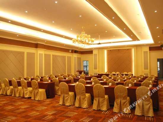 清远私享家公寓(佛冈奥园店)1晚 聚龙湾温泉门票