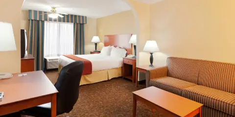 特魯斯維爾智選假日酒店