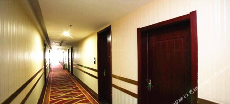 钟祥卓仑酒店图片