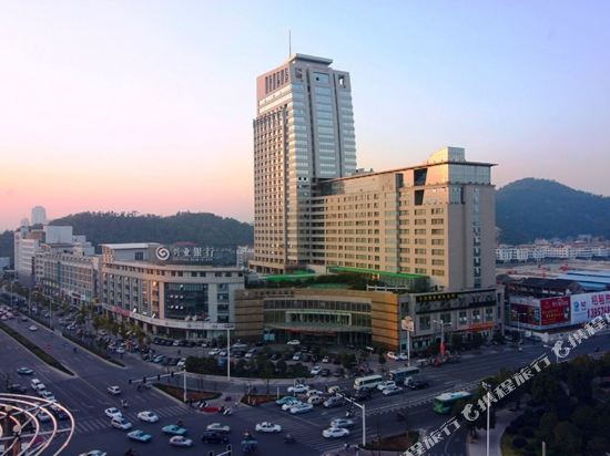 台州耀达百货(椒江店)购物攻略,耀达百货(椒江店)物中心/地址/电话