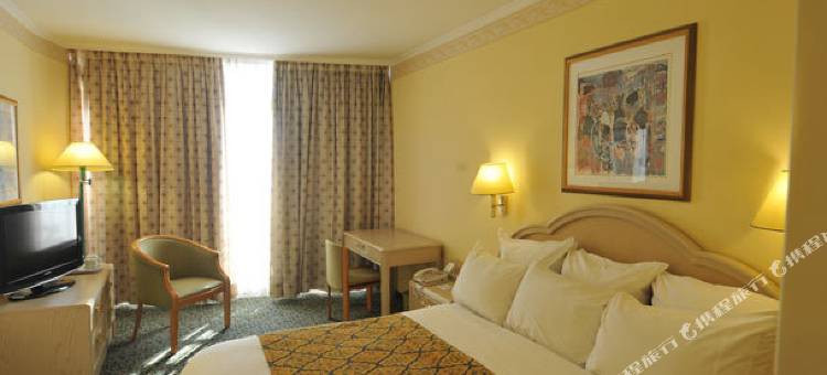 尼盛万丽酒店(Renaissance Tel Aviv Hotel)图片