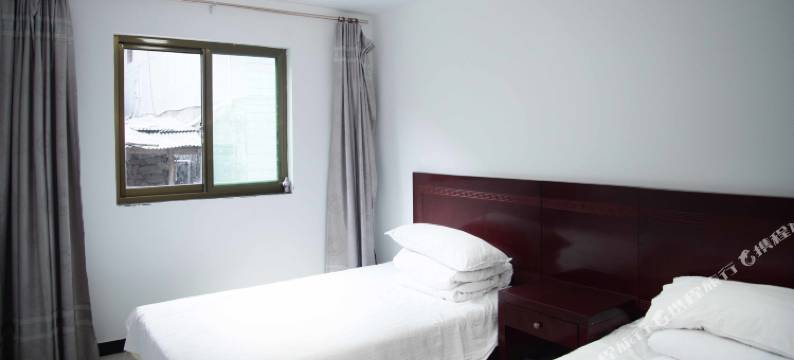 平山惠客人家山庄图片