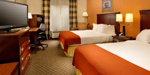 智選假日套房酒店錢伯斯堡by IHG