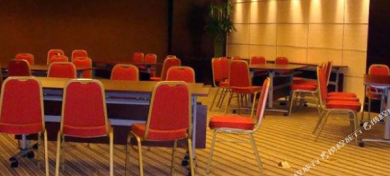 北京融金中财大酒店图片