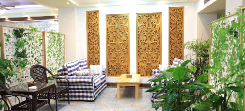 达州美沸尔河景主题酒店图片