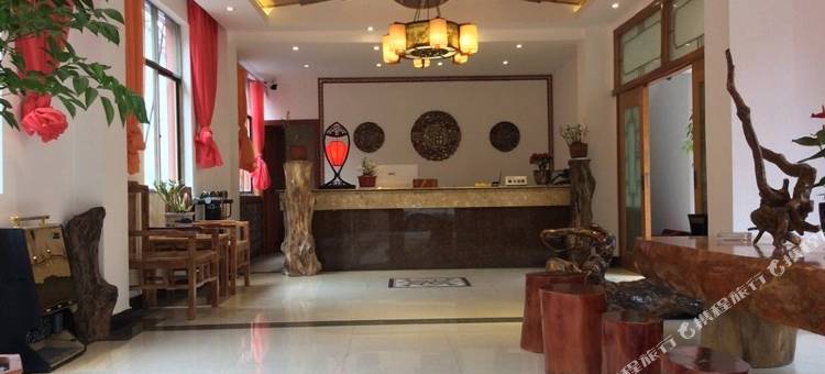 贡山古道情缘主题酒店图片