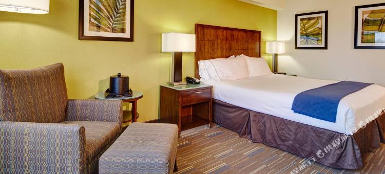 Holiday Inn Express 全国城市(Holiday Inn Express San Diego South-National City)图片