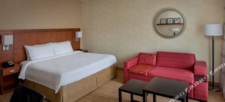 万怡纽瓦克自由国际机场酒店(Courtyard Newark Liberty International Airport)图片