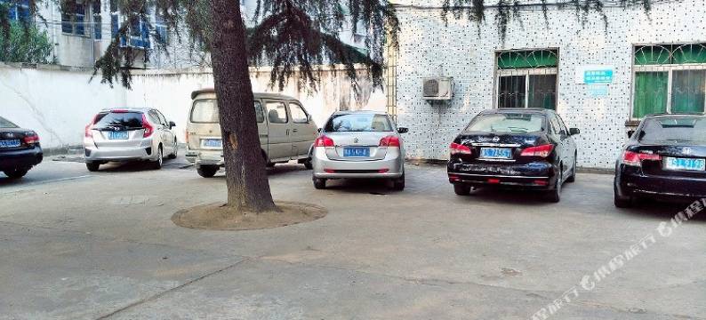 新县清禾商务宾馆图片