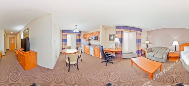 Holiday Inn Express 森林城市(Holiday Inn Express Forest City)图片