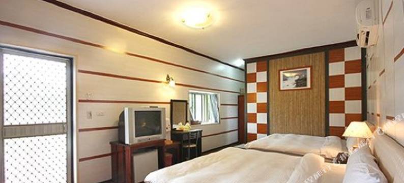 屏东垦丁椰道翠林屋图片