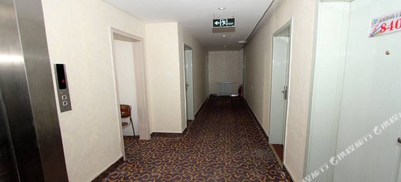 嘉泰宾馆(嘉祥汽车站银泰广场店)图片