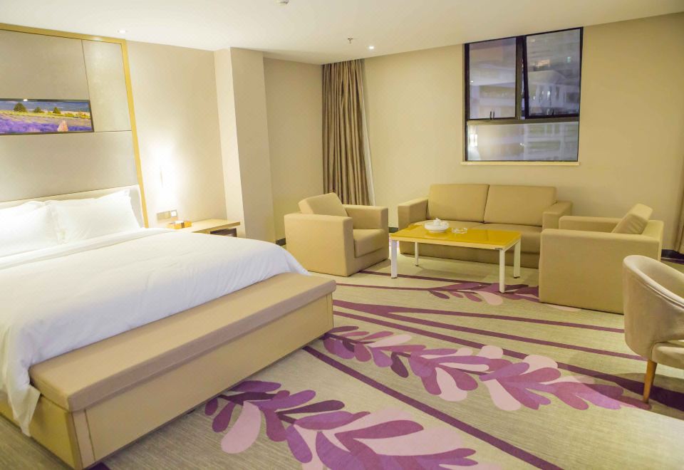 Lavande Hotel (Shantou Zhuchi Road Railway Station) Hotel Overview