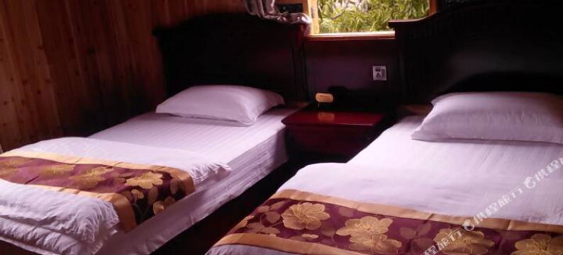 德钦迁喜酒楼图片