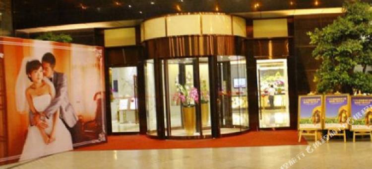 成都金府华美达大酒店(欢乐谷新桥地铁站店)图片