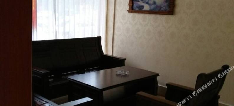 平南金色年华大酒店图片