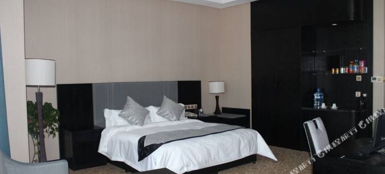 鹿城商务酒店(商南鹿城中学店)图片