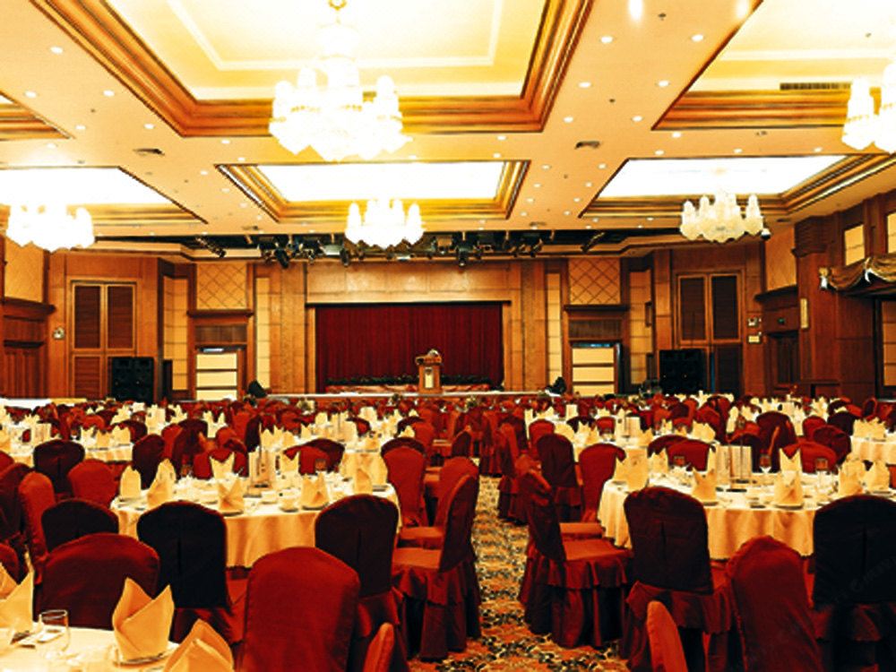 Gladden Hotel Shilong Town Hotel Reviews And Room Rates - 