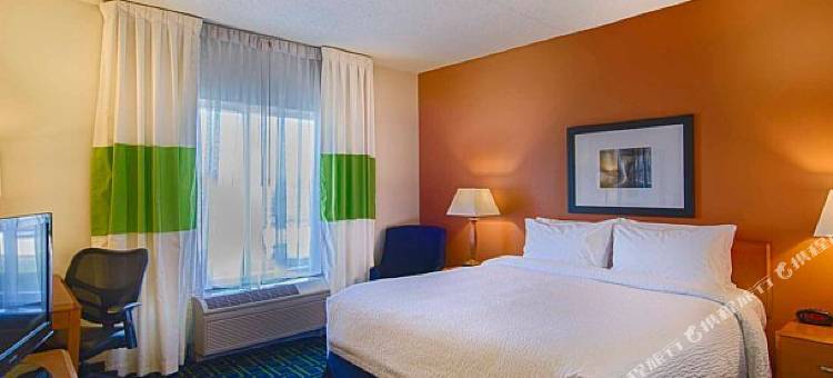 纽瓦克自由国际机场万枫酒店(Fairfield Inn & Suites Newark Liberty International Airport)图片