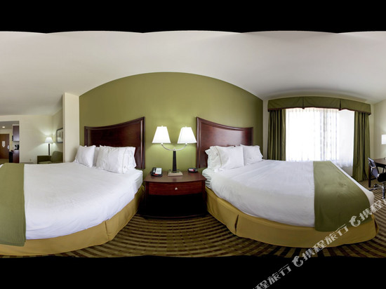 比劳克斯-海洋温泉智选假日酒店和套房