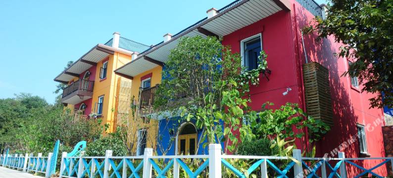 新余彩色村度假酒店图片