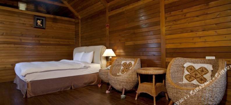 屏东垦丁椰道翠林屋图片