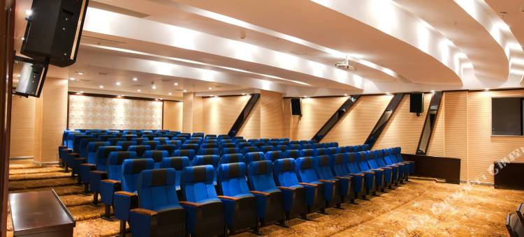 武夷山九曲绿地铂骊酒店(九曲溪竹筏码头店)图片