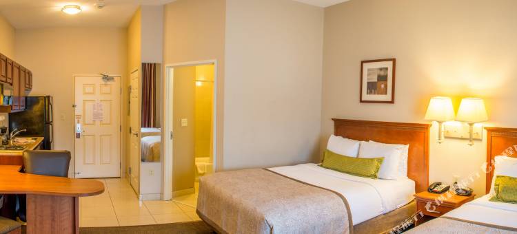 Candlewood Suites 南本德机场(Candlewood Suites South Bend Airport)图片