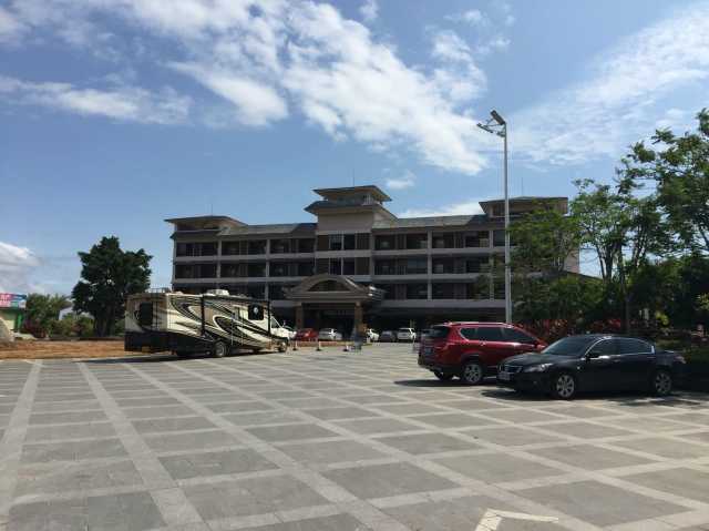小鱼温泉国际养生酒店(三亚湾店)点评
