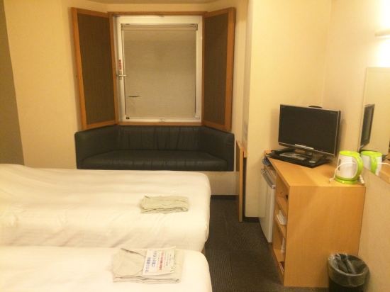 那霸wbf艺术住宿酒店