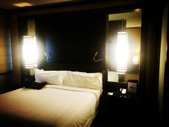Vdara Hotel Spa At Aria Las Vegas Hotel Reviews And Room Rates