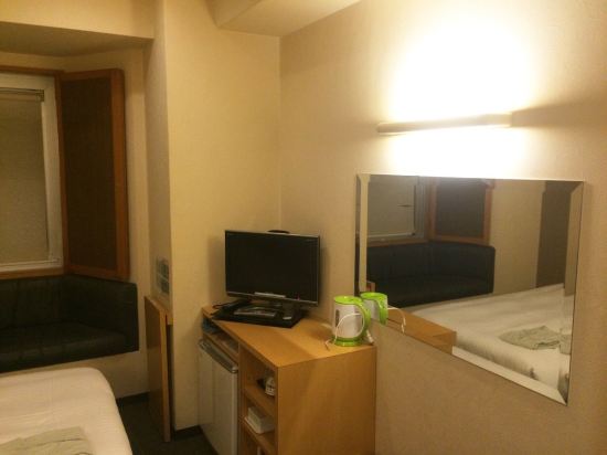 那霸wbf艺术住宿酒店