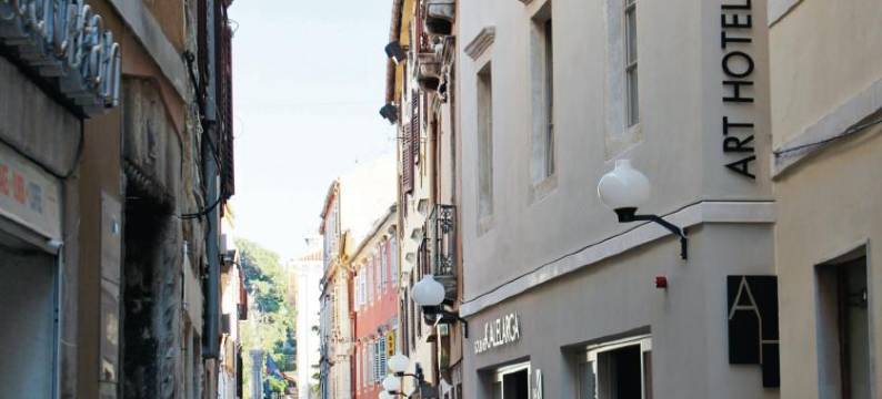 卡勒拉贾艺术酒店(Art Hotel Kalelarga)图片