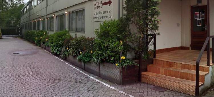 东光议价经济酒店(Budget Hostel Bargain Toko)图片
