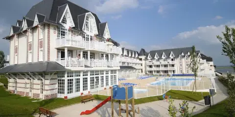 海灘公寓皮埃爾高級假日酒店