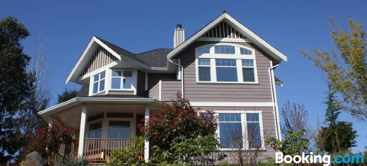 科维昌伊格尔奈斯特庄园酒店(Eaglenest Manor Cowichan)图片